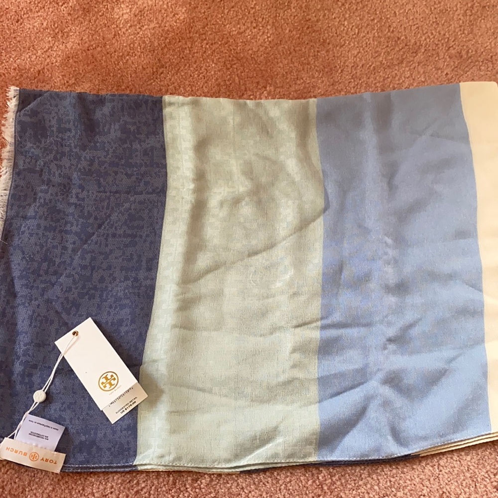 Tory Burch scarf/wrap